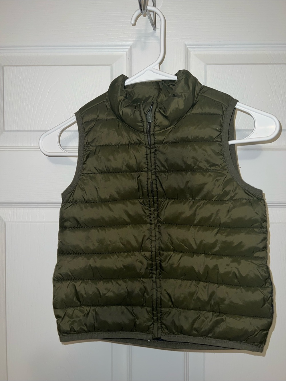 Kids Olive Green Puffer Vest (Old Navy) 5T